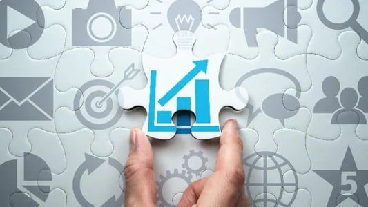 アップセルとクロスセルの違いとは？3つの項目別でわかりやすく解説