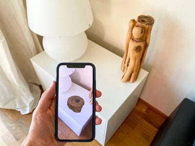 Relation client augmentée sur un téléphone